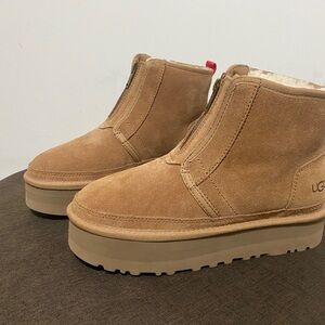 UGG Chestnut shoes